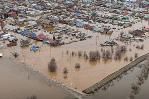 На болотах из-за нового прорыва дамбы в Орске зона подтопления расширяется — МЧС