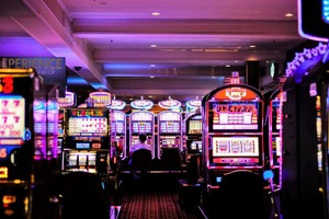 Ліцензійні онлайн казино на гривні на Casino Zeus