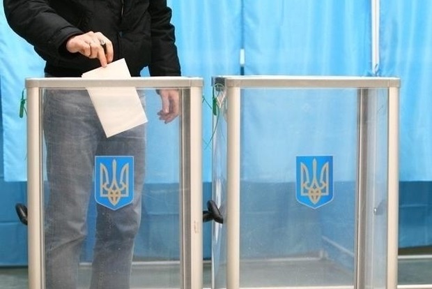 Опрос показал, сколько украинцев поддерживают выборы на Донбассе