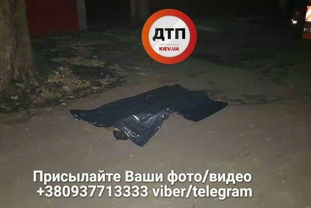 Мусоровоз раздавил мужчину в Киеве