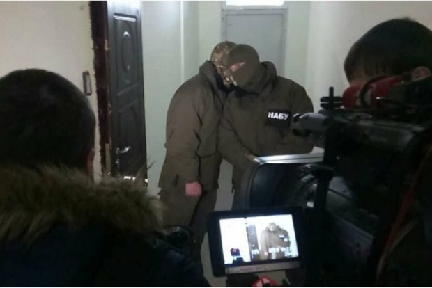 Незаконная легализация иностранцев: в НАБУ рассказали о причинах обыска у Пимаховой