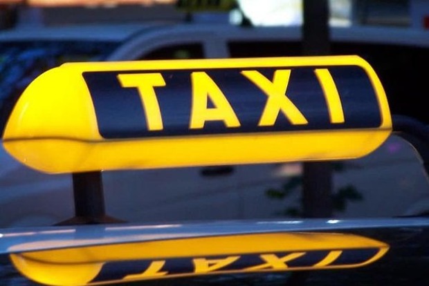 Таксисты в Киеве взвинчивают цены