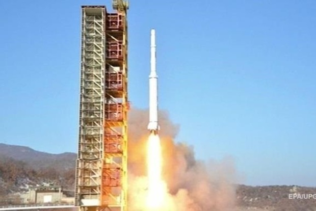 Япония отреагировала на пуск Северной Кореей баллистической ракеты