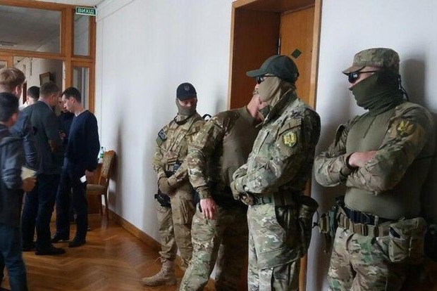 Генпрокуратура обыскивает офис «Укрзализныци»