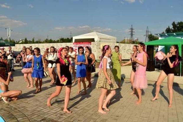 У «ДНР» відбувся «показ» купальників. Опубліковані фото