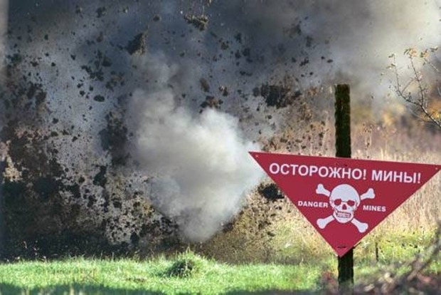 ﻿За рік внаслідок підривів на розтяжках загинули 25 мирних жителів Донецької області