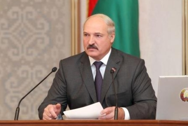 Лукашенко намерен укрепить границу с Украиной
