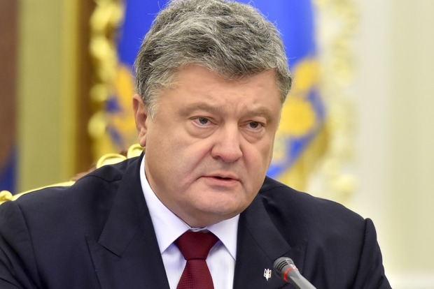 Порошенко про переговори Савченко з ватажками «Д / ЛНР»: «Жодної користі ні їй особисто, ні Україні»