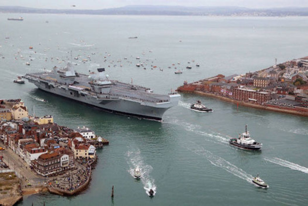 Британия представила нового флагмана Королевского флота – авианосец HMS Queen Elizabeth