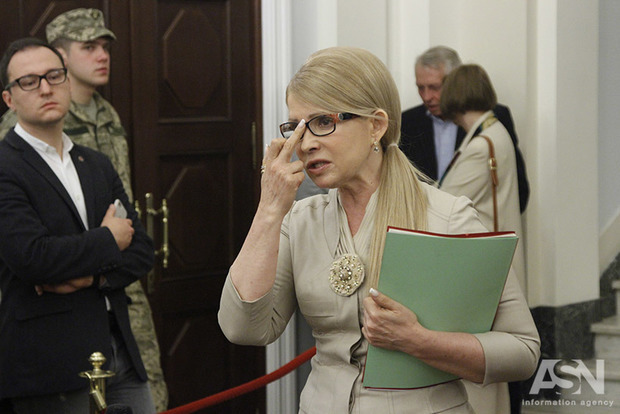 Тимошенко предложила союз сразу троим мужчинам