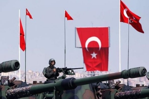 Военные открыли огонь по гражданским в здании Турецкой государственной телерадиокомпании