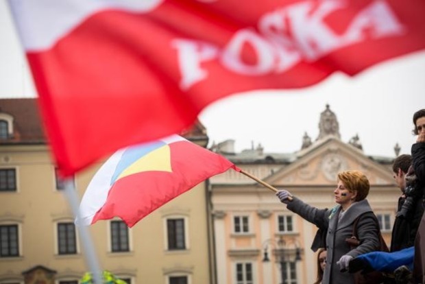 Польская прокуратура обвинила 20 нападавших на украинскую процессию в Перемышле 