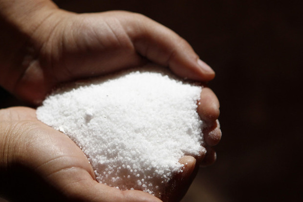Почему нельзя давать соль в долг
