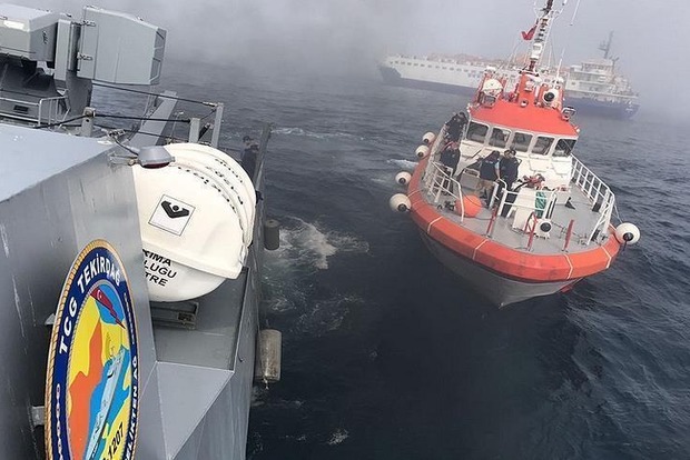 До берегів Туреччини прибило ящик з боєприпасами із затонулого корабля РФ «Лиман»