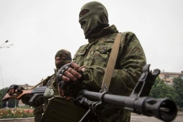 «Щось дуже рвонуло»: жителі Донецька панікуютьі