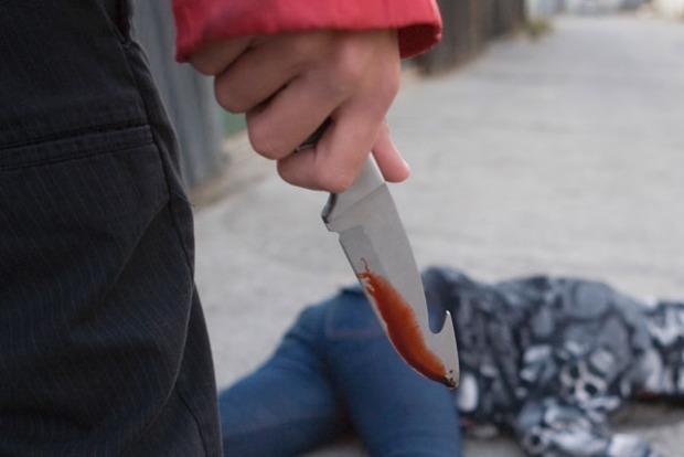 В Харькове во время драки возле кафе зарезали мужчину 