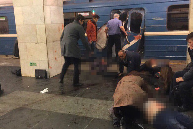 В метрополитене Петербурга мощный взрыв: есть погибшие