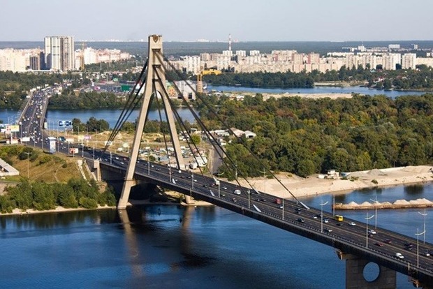 Московский мост в Киеве перекроют для ремонта