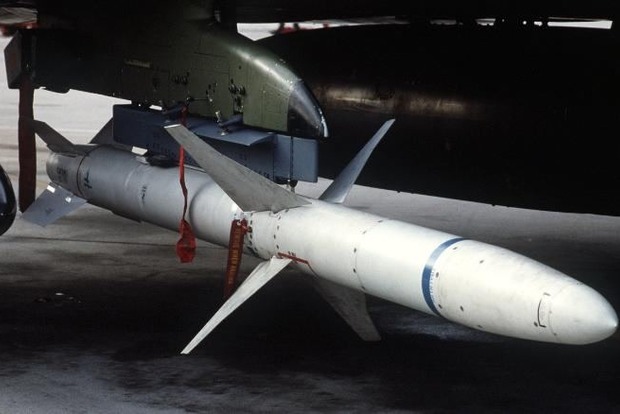 Пентагон визнав передачу Україні протирадіолокаційних ракет HARM-CNN