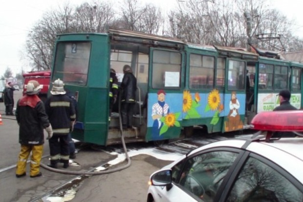 В Сумской области на ходу загорелся трамвай