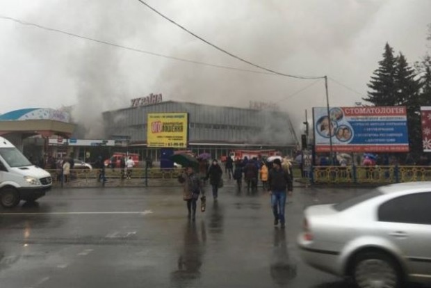 ﻿В Ужгороді пожежа в універмазі