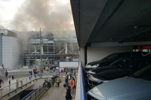 ﻿В аеропорту Брюсселя прогриміли вибухи, є потерпілі