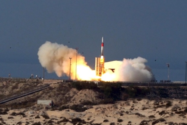 Скандал со сбитым самолетом: Израиль впервые испытал «Стрелу»‍