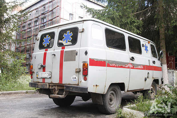 Собутыльники выбросили из кафе в Киеве умершего знакомого и даже не вызвали скорую