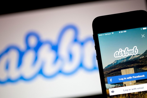 Известный европейский сайт по поиску недвижимости Airbnb заставят платить налоги в ЕС
