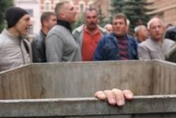 ﻿У Вінницькій області голова райради потрапив під «сміттєву люстрацію»