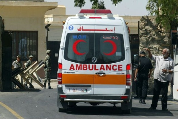 ﻿В Єгипті через зіткнення автобуса і вантажівки загинули 18 людей