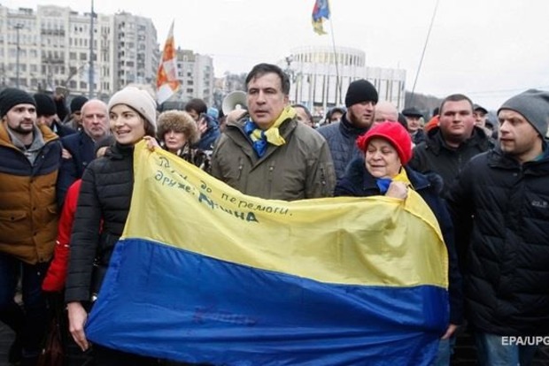 Саакашвили пообещал сам прийти на допрос