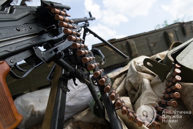 Доба в АТО: бойовики обстрілювали Мар'їнку, Піски, Новосілки, Широкине і Красногорівку