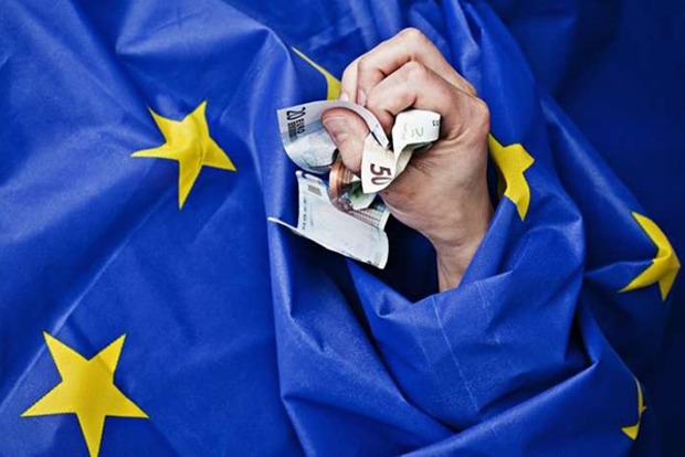 СМИ узнали дату рассмотрения в ЕС механизма приостановления безвиза