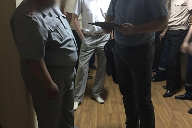 В Киевской области двое высокопоставленных сотрудников ГСЧС попались на взятке (фото)