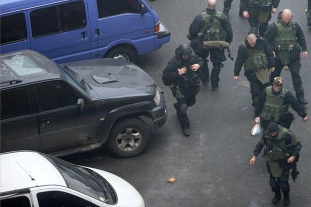Опубликованы фото снайперов, расстреливавших Майдан