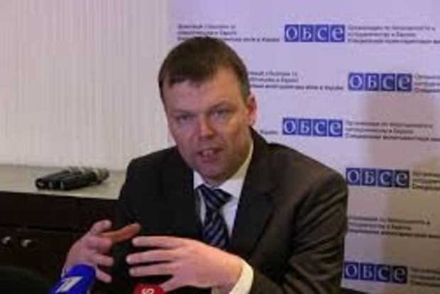Хуг обвинил «ДНР» в отсутствии реакции на инцидент с домогательствами к наблюдателю ОБСЕ