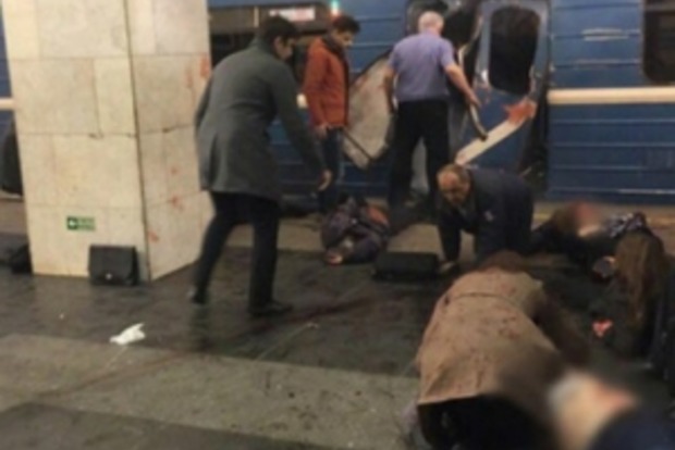 Взрыв в метро Петербурга мог быть случайным - у следователей появилась неожиданная версия