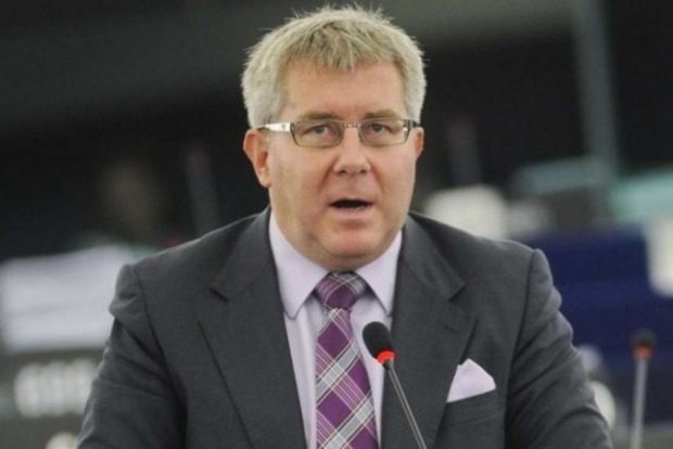 Вице-президент Европарламента: Лидеры ЕС должны уйти в отставку