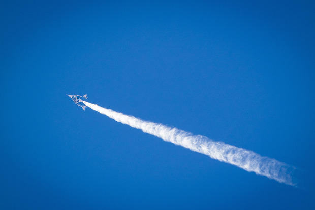 Virgin Galactic провела испытания корабля для космических турполетов