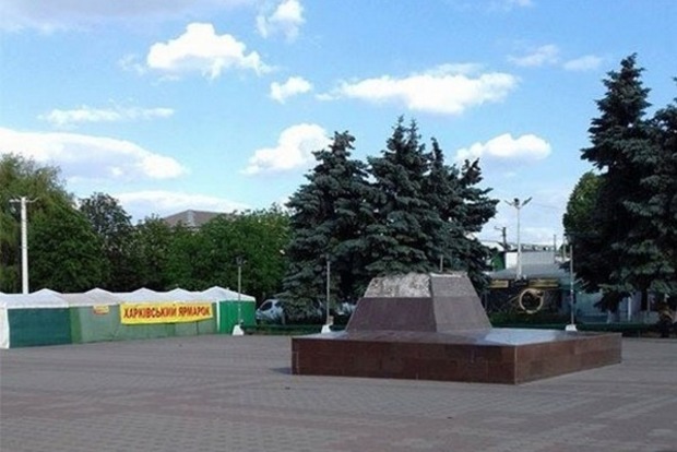 В Одесской области демонтирован памятник участнику «красного террора» Котовскому