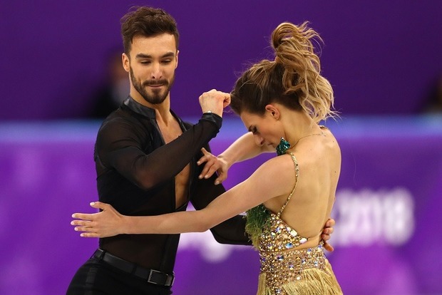 Конфуз на Олімпіаді: фігуристка з Франції показала більше, ніж потрібно