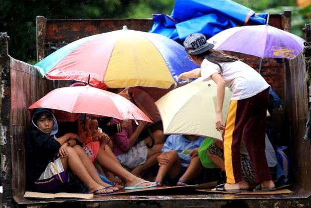Больше двухсот человек погибли из-за шторма на Филиппинах