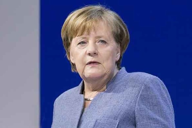 Меркель: ответственность за Холокост несет только Германия