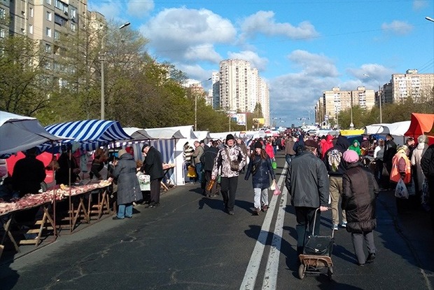 Киев ужесточает карантин уже запретили проведение ярмарок 