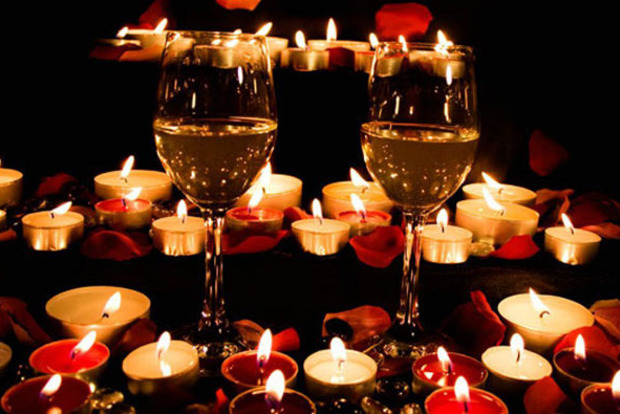 Устройте ужин при свечах: любовный гороскоп на 22 января