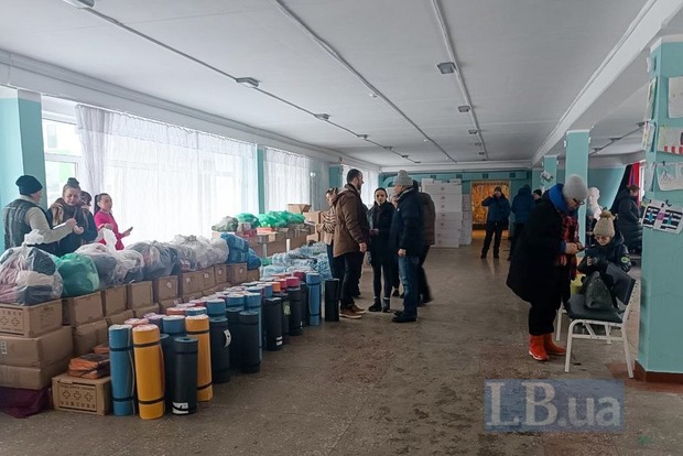 Ямы будут копать прямо во дворах. Столичная Троещина готовится к худшему сценарию без энергоснабжения