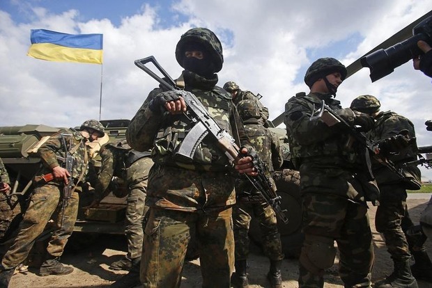 На війні на Донбасі перебувають 37 тисяч українських військових - Полторак