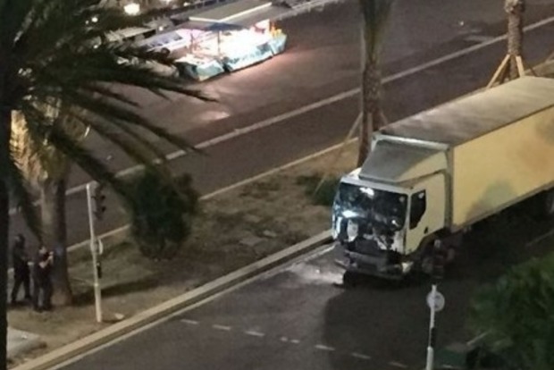 У Франції затримали 8 підозрюваних у теракті в Ніцці