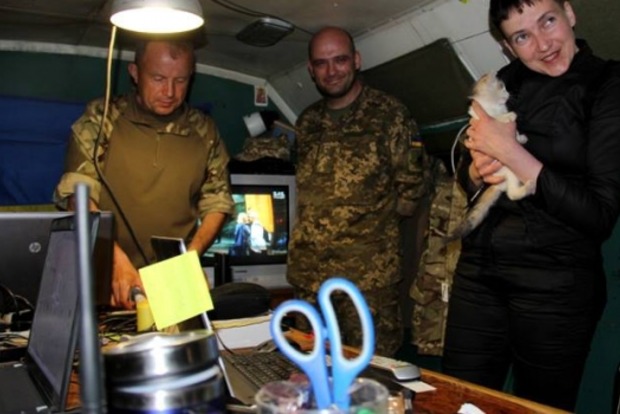 Савченко пообщалась с военными в зоне АТО